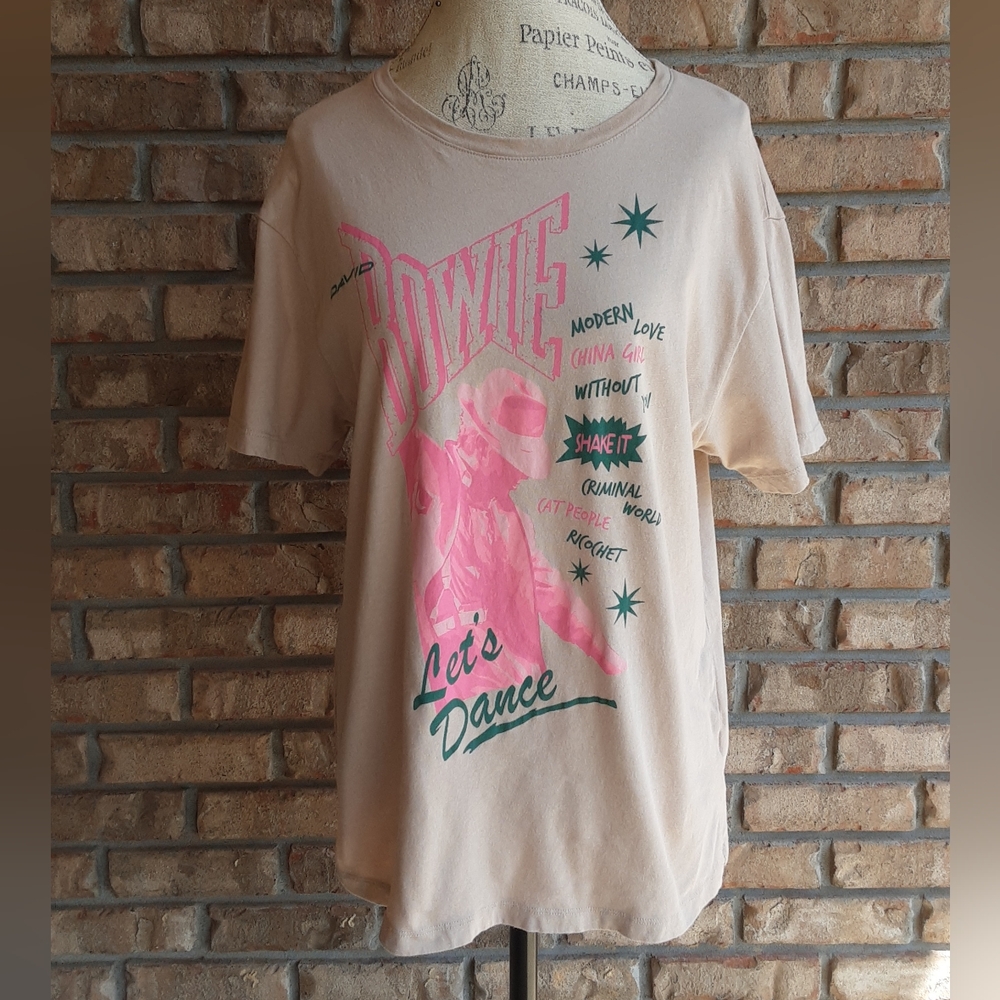 David Bowie Graphic Short Sleeve T-Shirt - Pink and Tan/Cream.